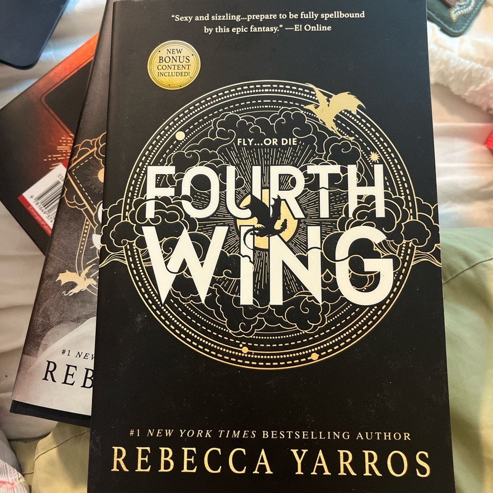 Fourth Wing by Rebecca Yarros Hardcover